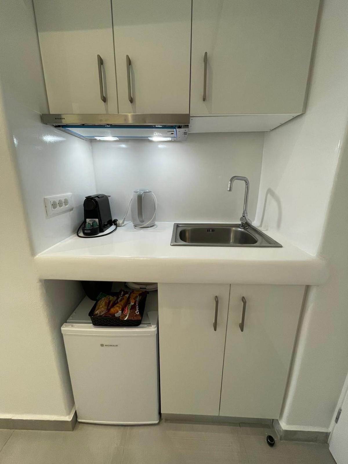 เมโรวิกลิออสโซ Apartment อิเมโรวิยอน ภายนอก รูปภาพ